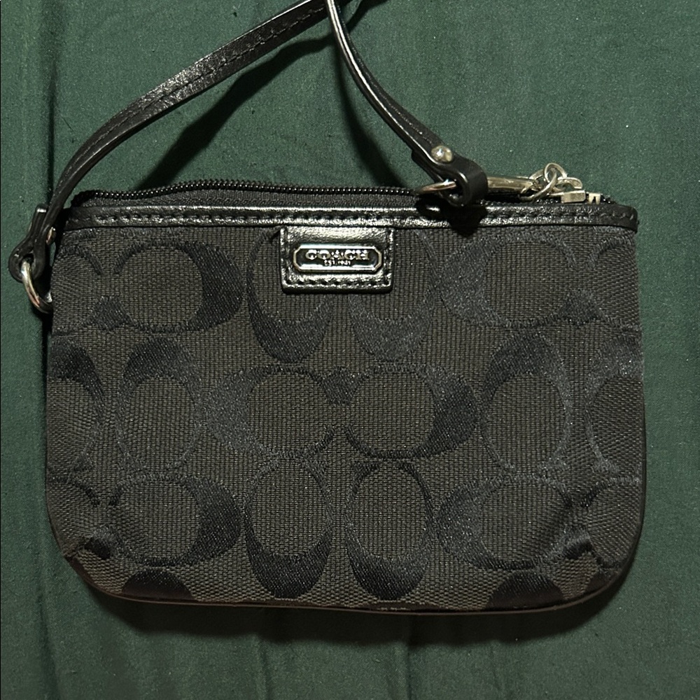 Coach Signature Black Wristlet